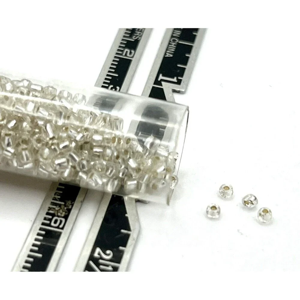 Beader's Paradise Czech Glass Beads Sead Beads Crystal S/L LTX37 White Clear - Picture 2 of 2